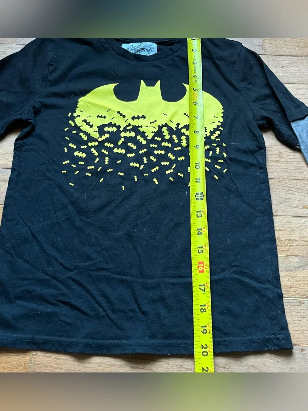 Kid’s Batman Long-Sleeve Tee